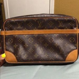 Authentic Louis Vuitton Compiegne 28 Cosmetic Bag